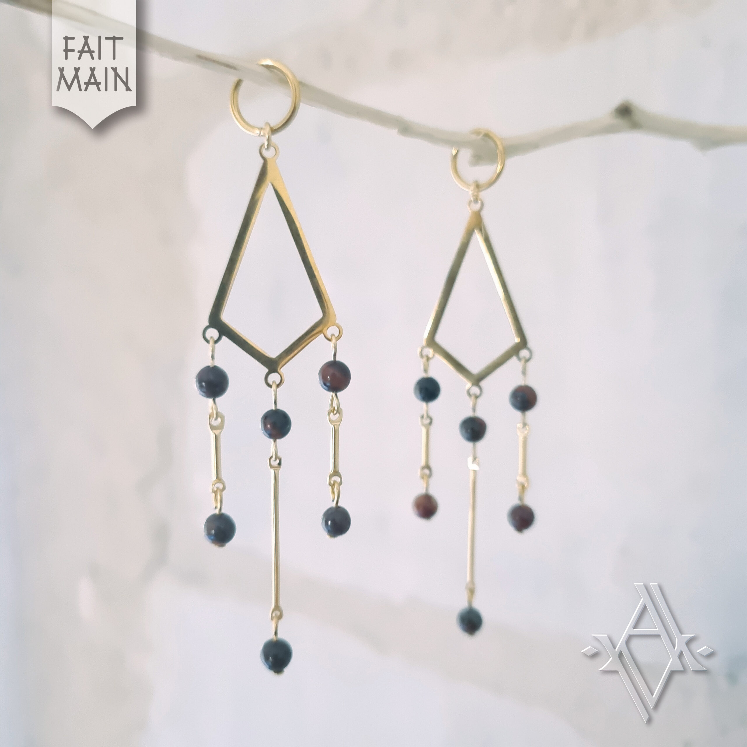 Boucle d'oreille Ecarlate Artefact de Vala