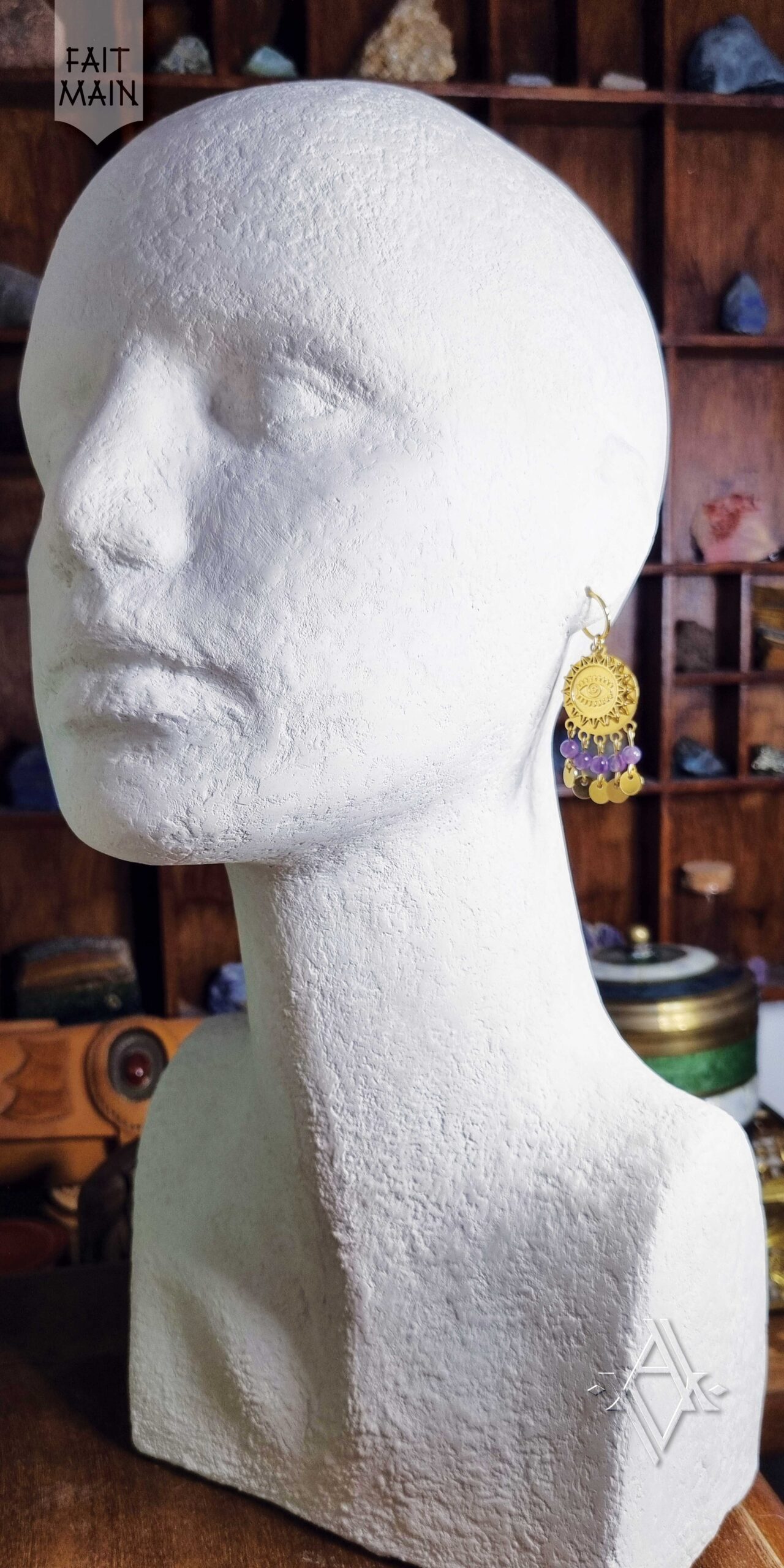 boucles d'oreilles Esméralda portées