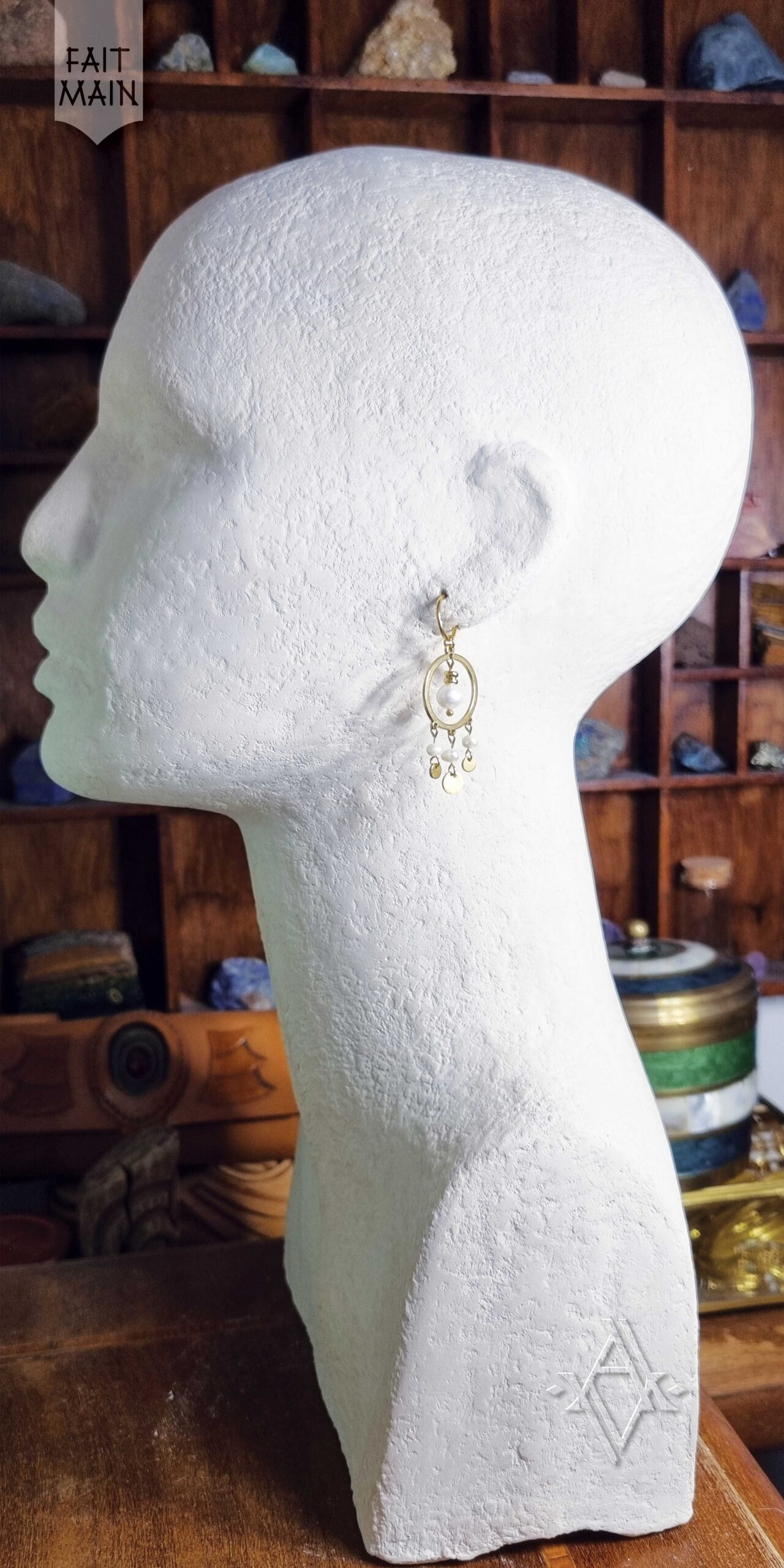 Boucle d'oreille Nuptiae portée