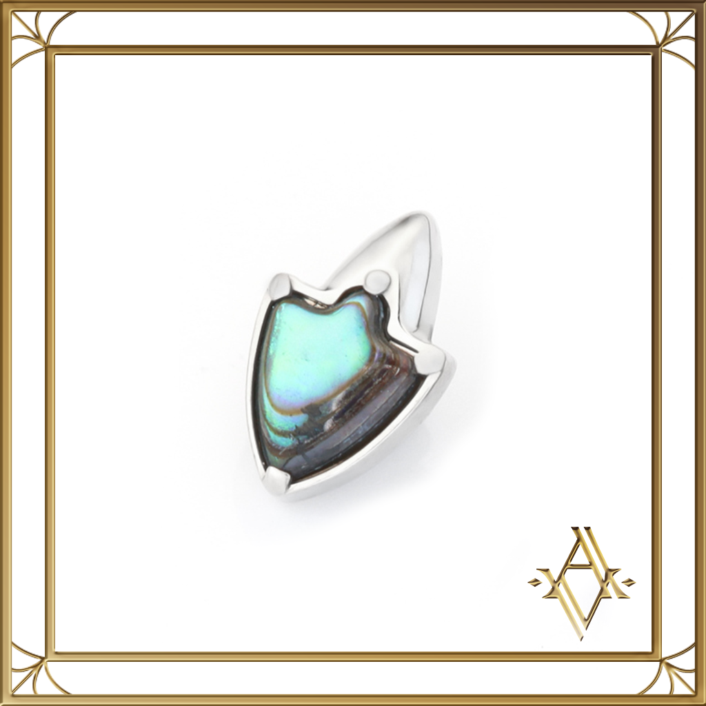 Piercing titane argenté nacre abalone Odyssée Artefact de Vala