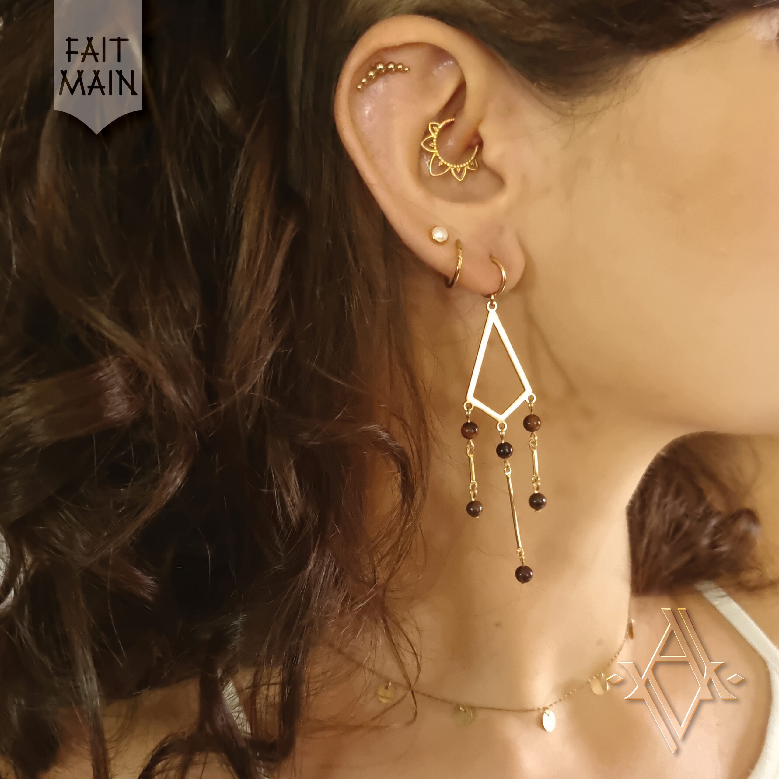 Boucle d'oreille Ecarlate Artefact de Vala