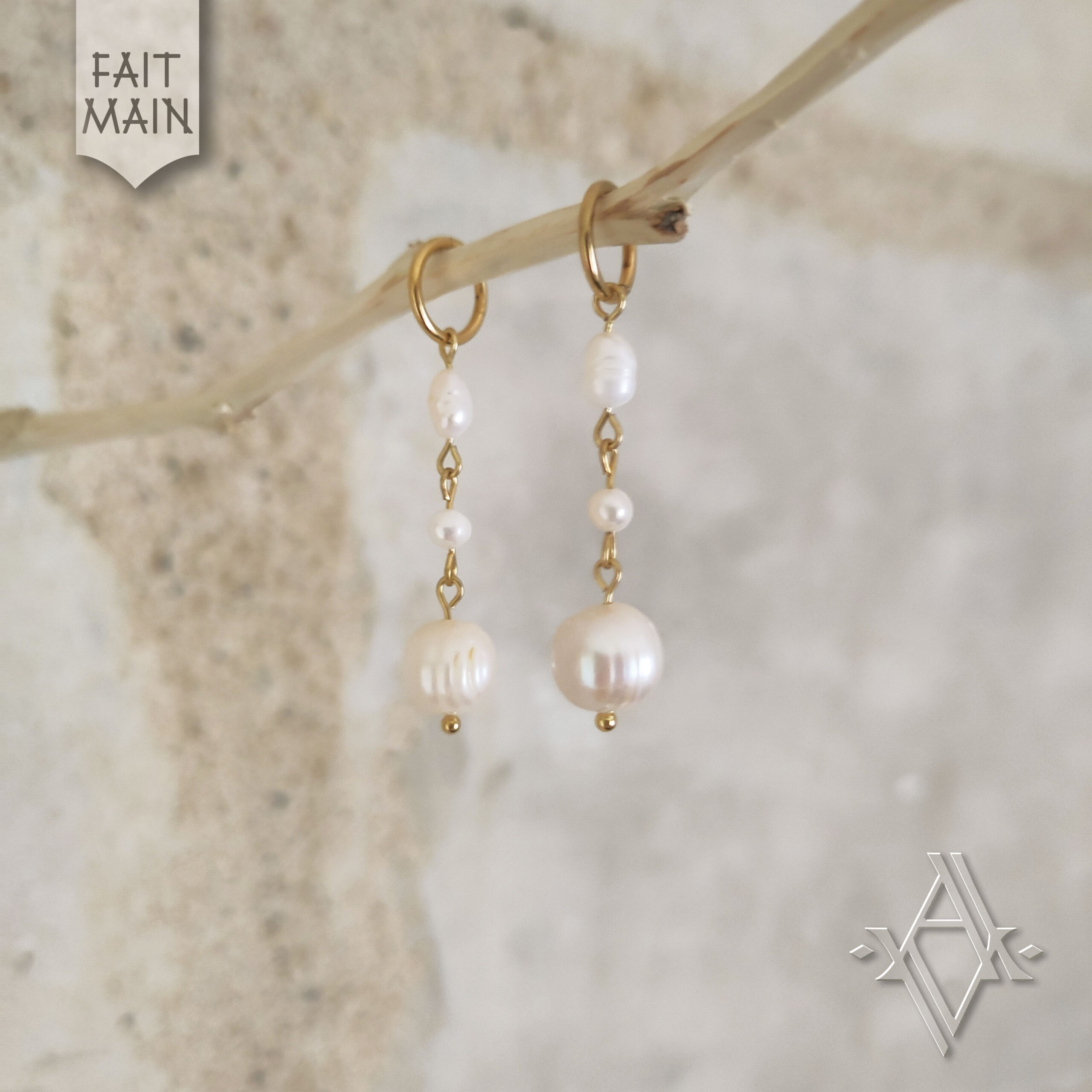 boucles d'oreilles Amphitrite acier inoxydables perles d'eau douce artefact de vala