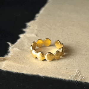 Bague L'Écaille du Pèlerin doré acier inoxydable artefact de vala